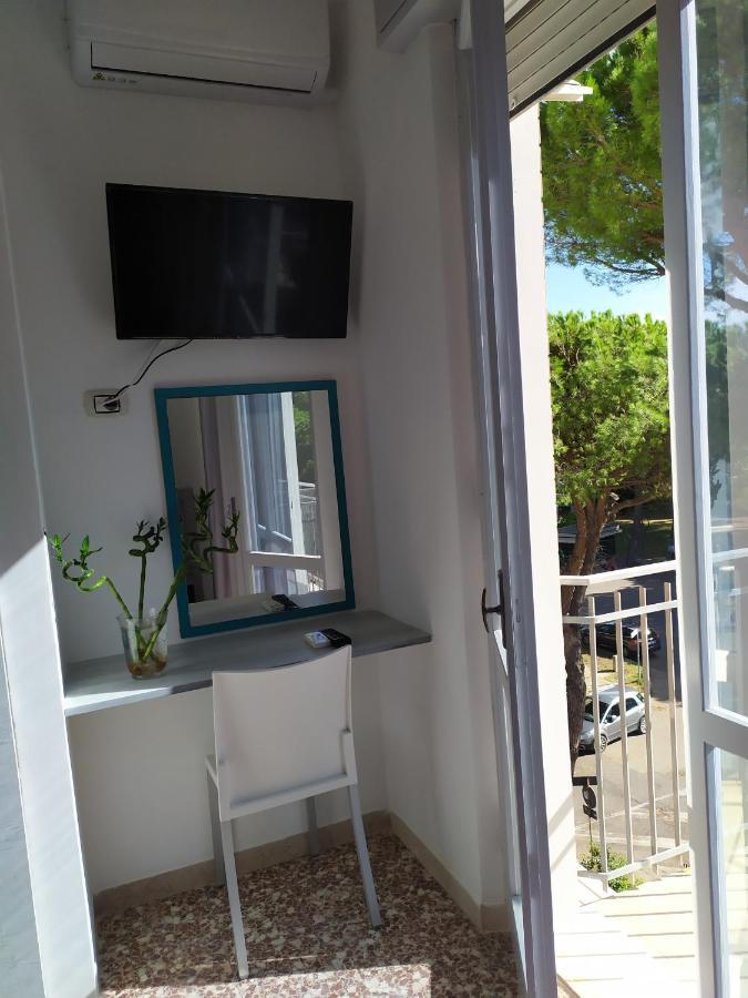 Hotel Madonna Del Pino Cervia Dış mekan fotoğraf