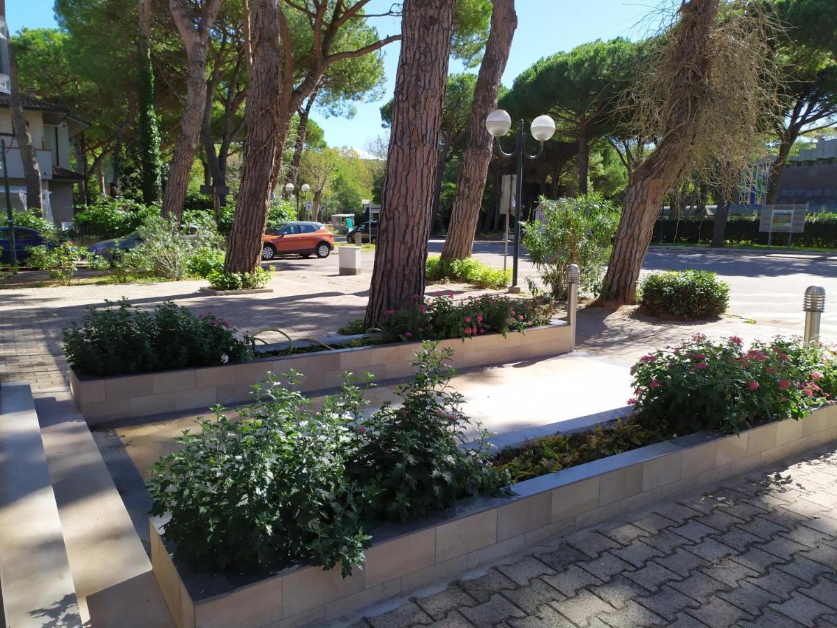 Hotel Madonna Del Pino Cervia Dış mekan fotoğraf