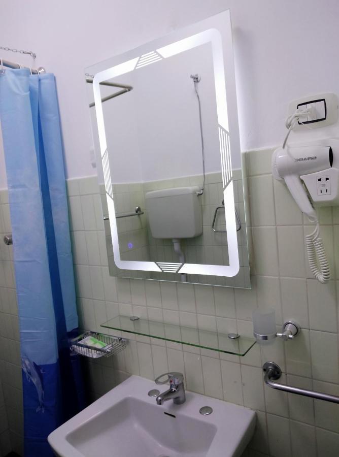 Hotel Madonna Del Pino Cervia Dış mekan fotoğraf