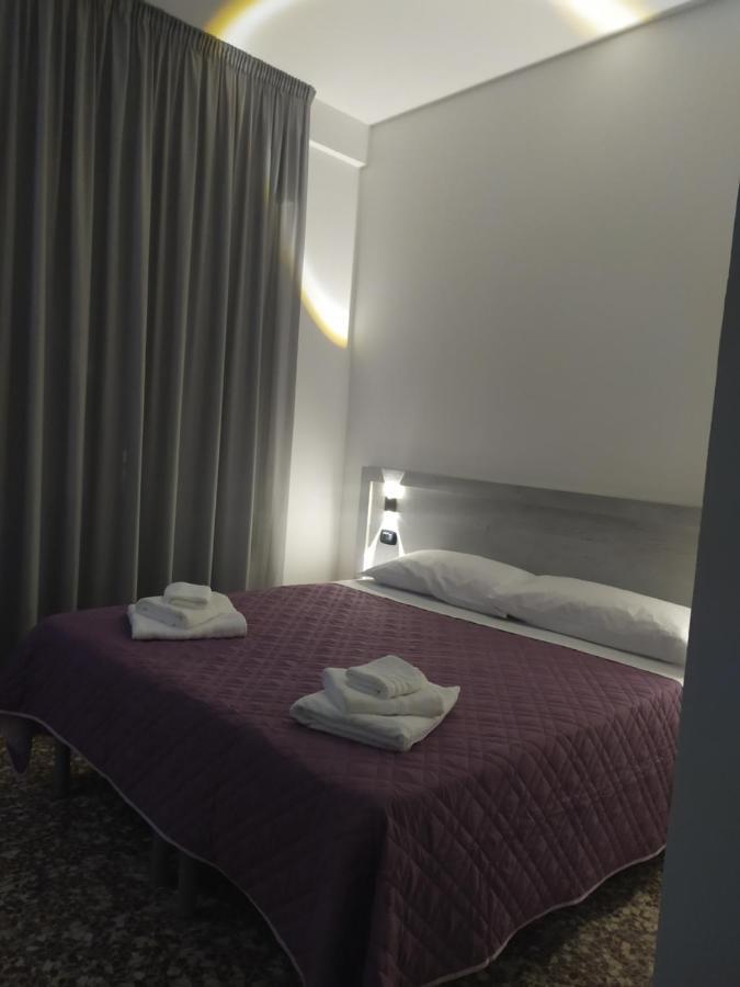 Hotel Madonna Del Pino Cervia Dış mekan fotoğraf